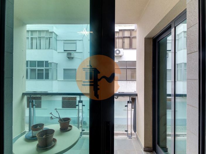 Image No.22-2 Bed Apartment for sale