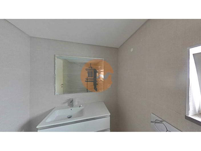 Image No.20-1 Bed House for sale