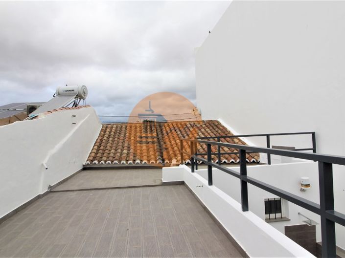 Image No.2-1 Bed House for sale