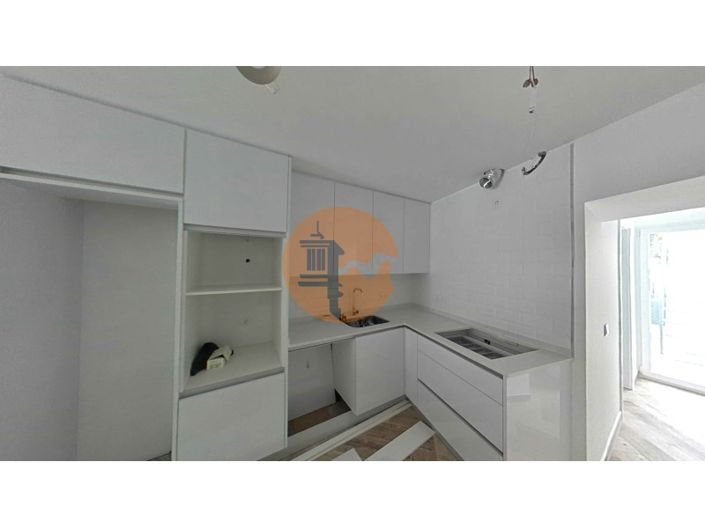 Image No.9-1 Bed House for sale