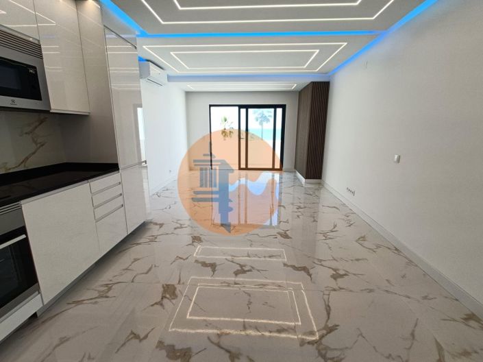 Image No.10-2 Bed Apartment for sale