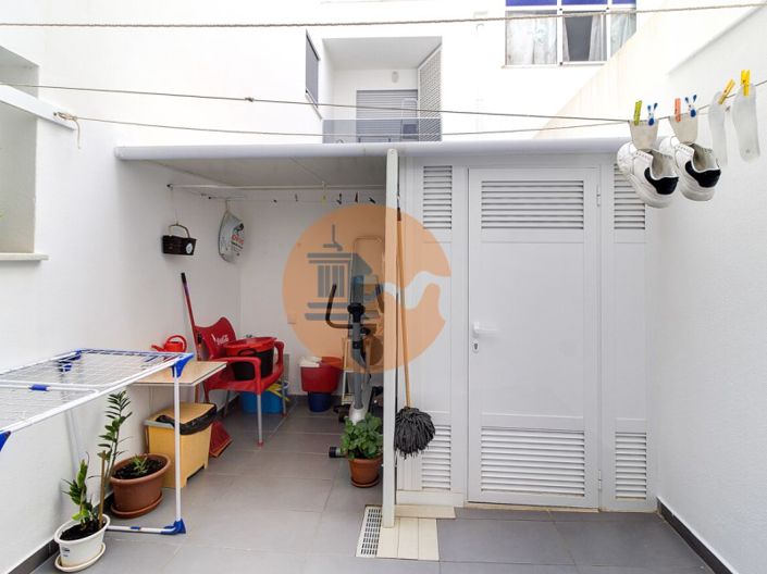 Image No.26-2 Bed Apartment for sale