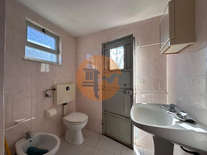 Image No.38-2 Bed House for sale