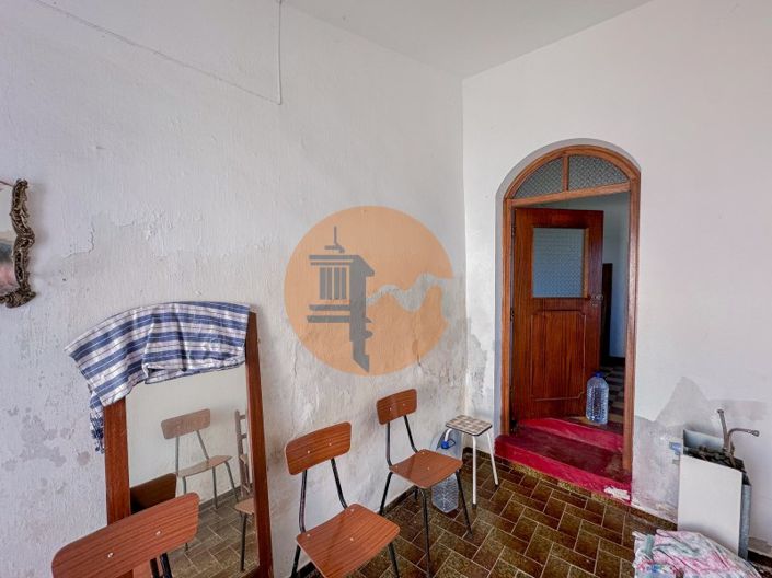 Image No.21-2 Bed House for sale