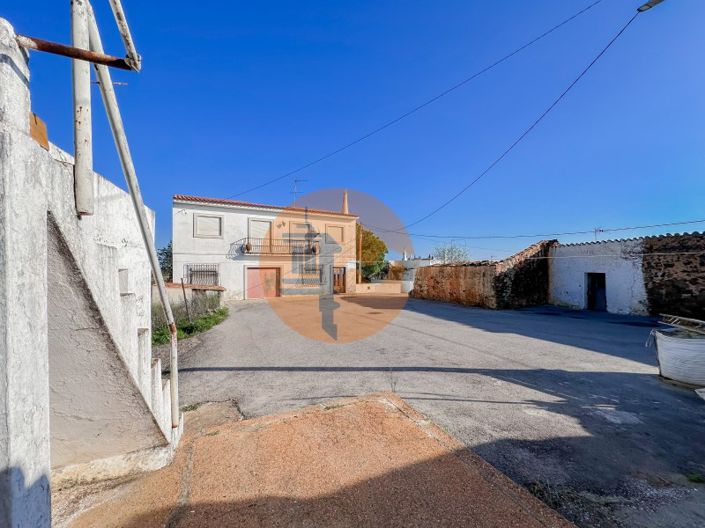 Image No.43-2 Bed House for sale