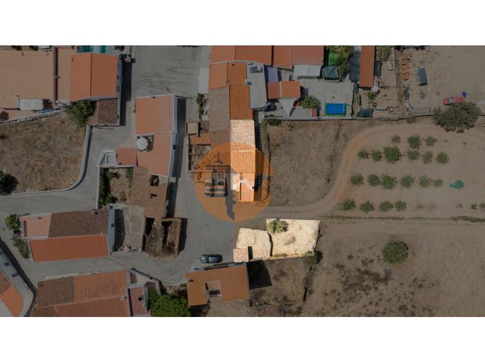 Image No.9-2 Bed House for sale