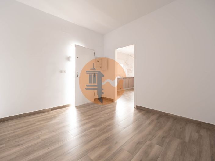 Image No.10-4 Bed House for sale