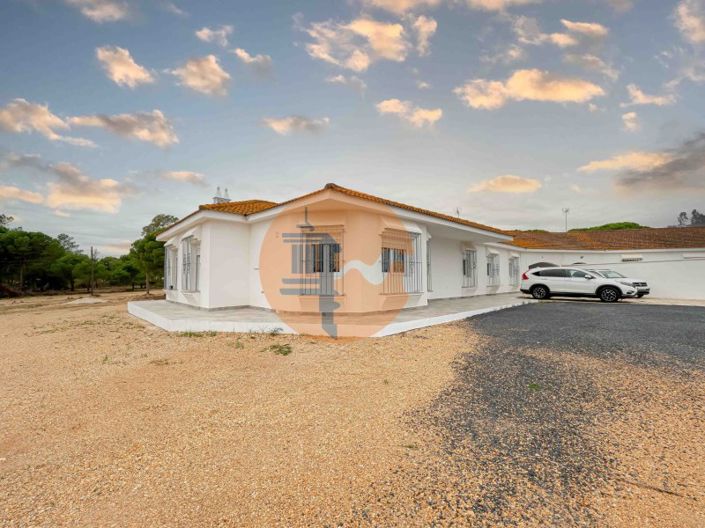 Image No.48-4 Bed House for sale