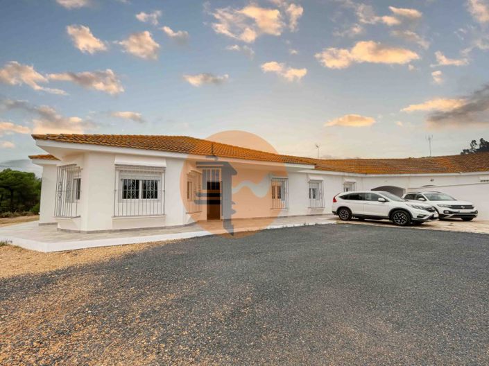 Image No.49-4 Bed House for sale