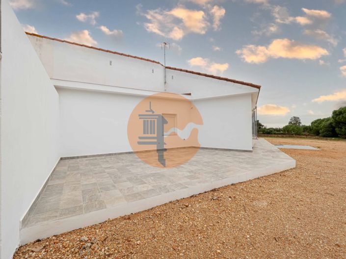 Image No.57-4 Bed House for sale