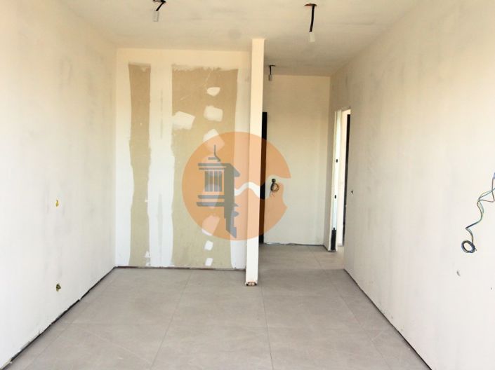 Image No.21-3 Bed Apartment for sale