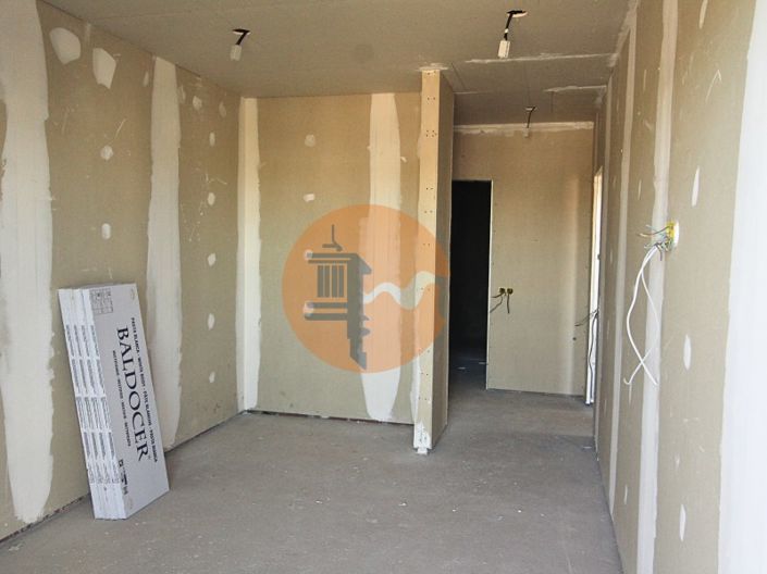 Image No.22-3 Bed Apartment for sale