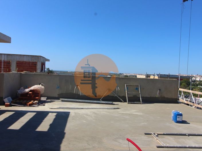 Image No.6-3 Bed Apartment for sale