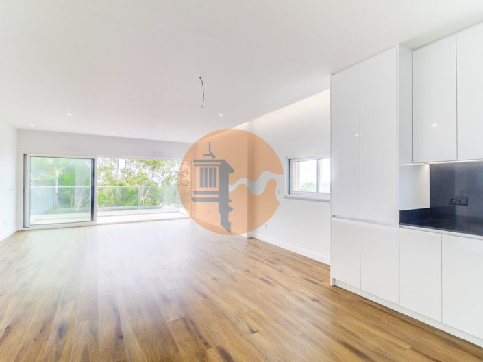 Image No.13-3 Bed Apartment for sale