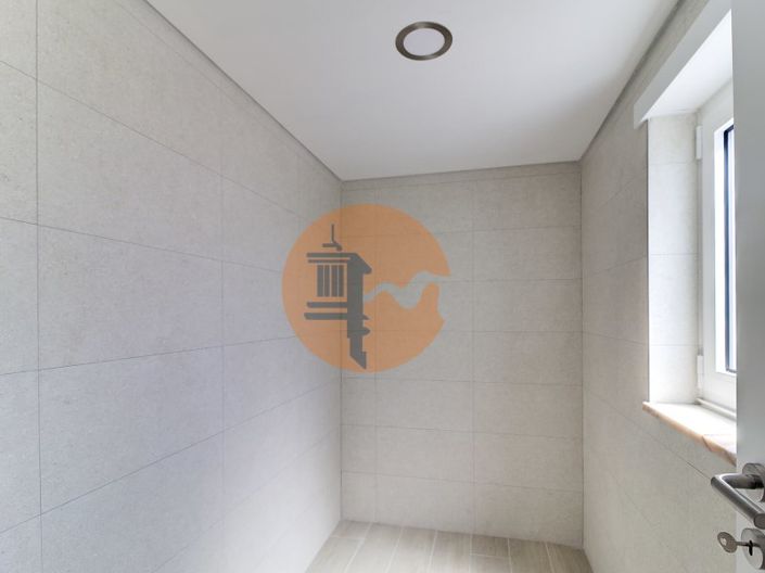 Image No.37-1 Bed Apartment for sale