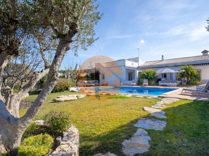 Image No.4-4 Bed House for sale