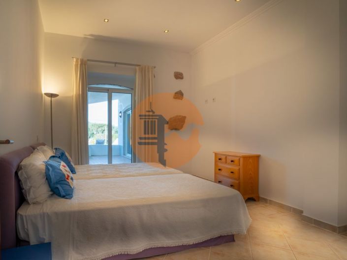 Image No.41-4 Bed House for sale