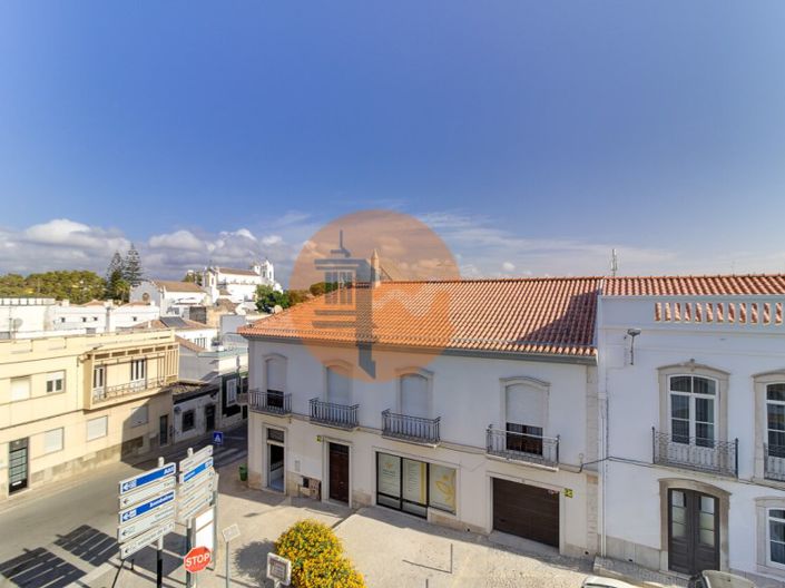 Image No.12-3 Bed Apartment for sale