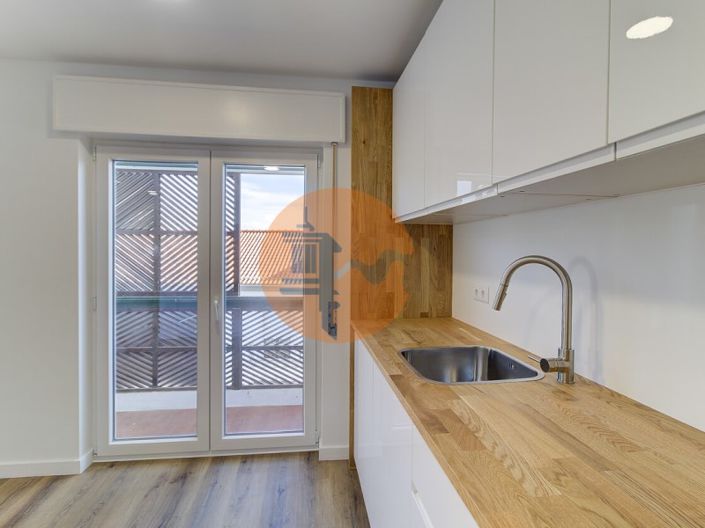 Image No.6-3 Bed Apartment for sale