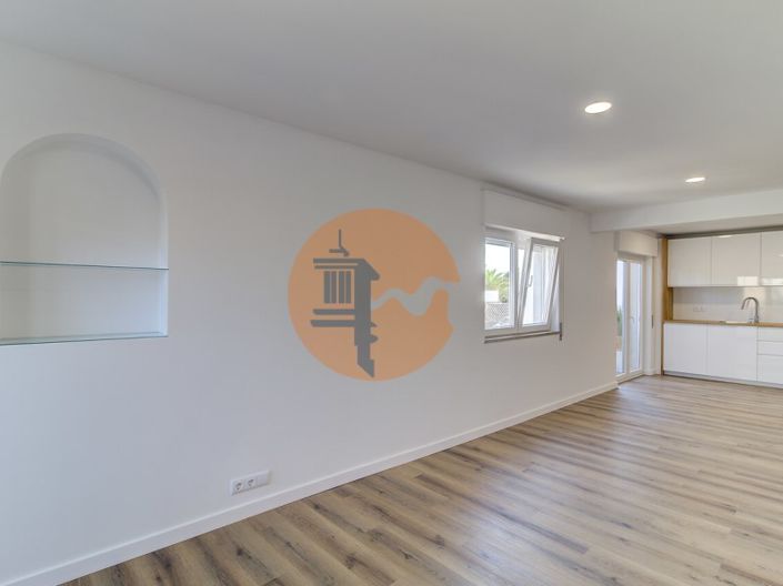 Image No.8-3 Bed Apartment for sale