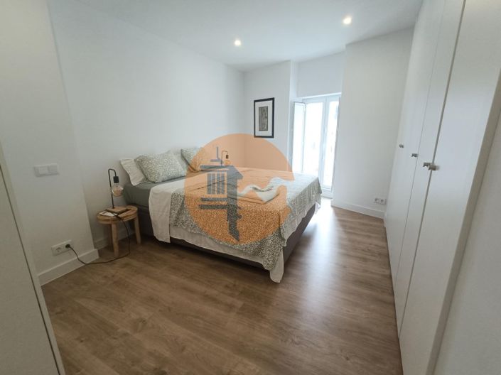 Image No.32-2 Bed Apartment for sale