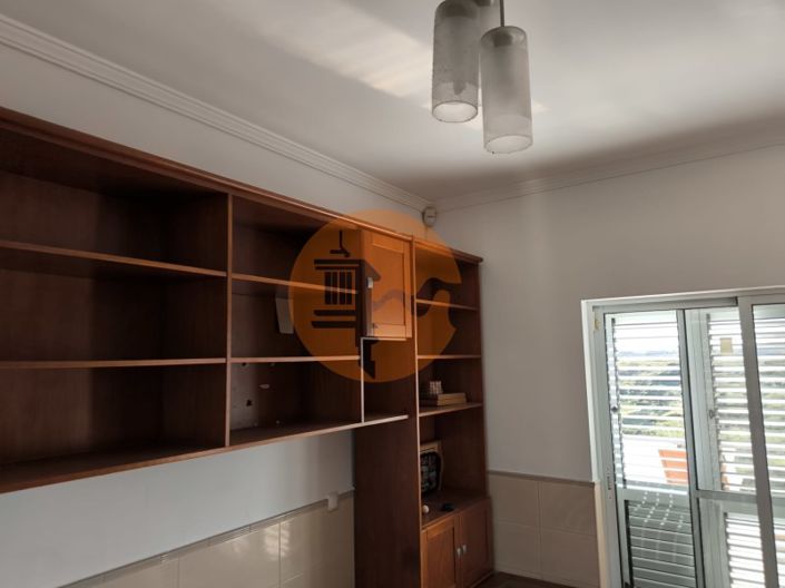 Image No.19-1 Bed House for sale