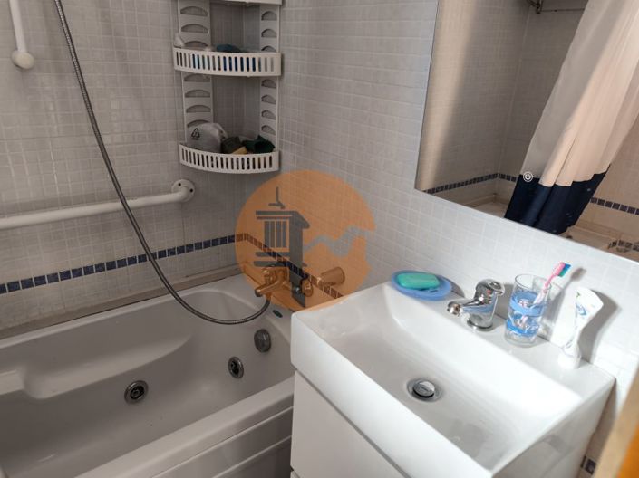 Image No.23-1 Bed House for sale