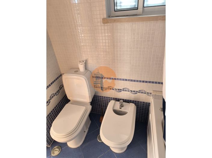 Image No.24-1 Bed House for sale