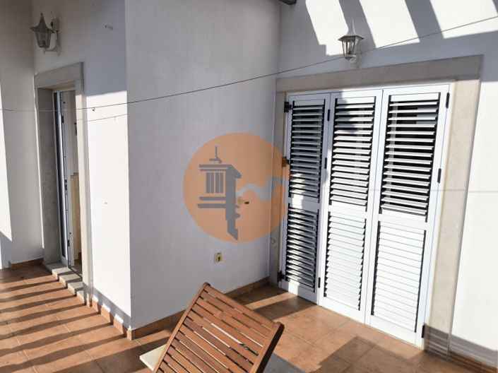 Image No.28-1 Bed House for sale