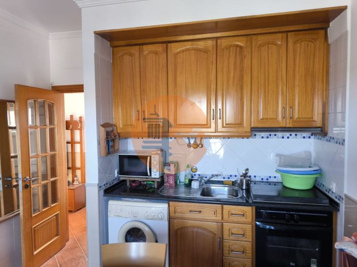 Image No.8-1 Bed House for sale