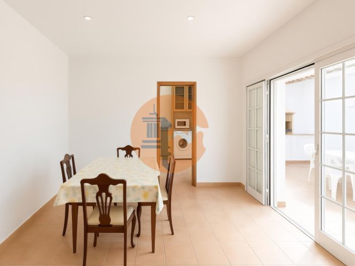 Image No.7-3 Bed House for sale