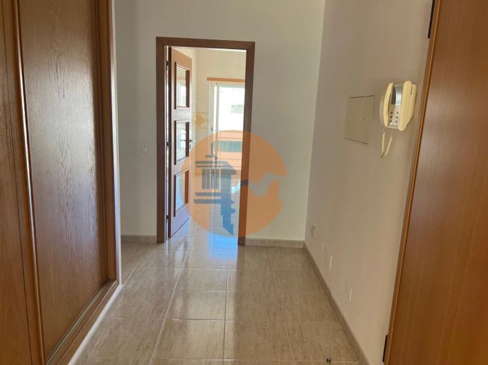 Image No.21-3 Bed Apartment for sale