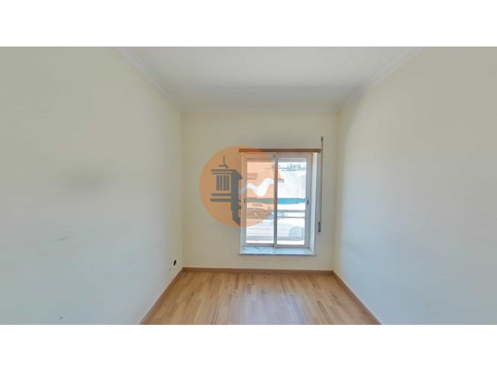 Image No.44-3 Bed Apartment for sale