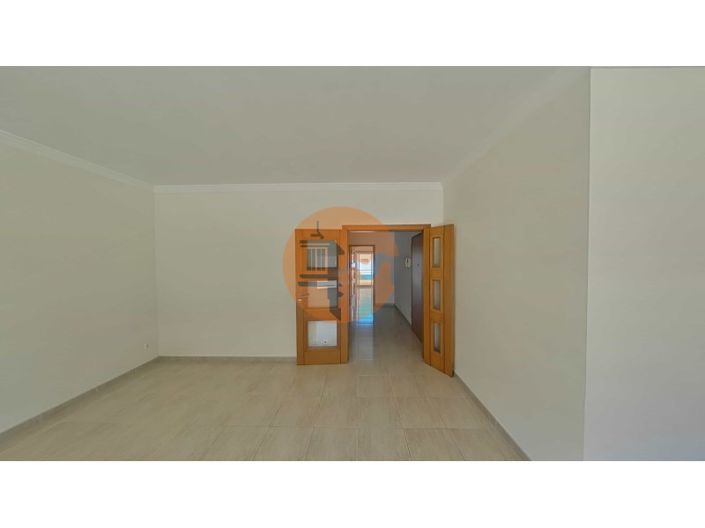 Image No.58-3 Bed Apartment for sale