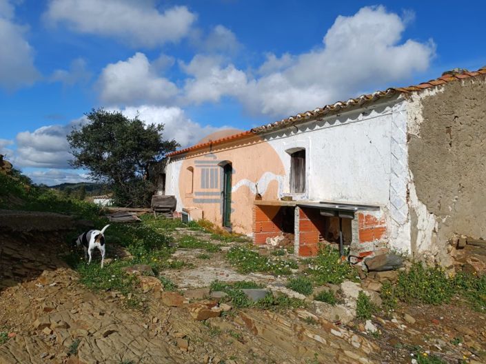 Image No.1-2 Bed House for sale