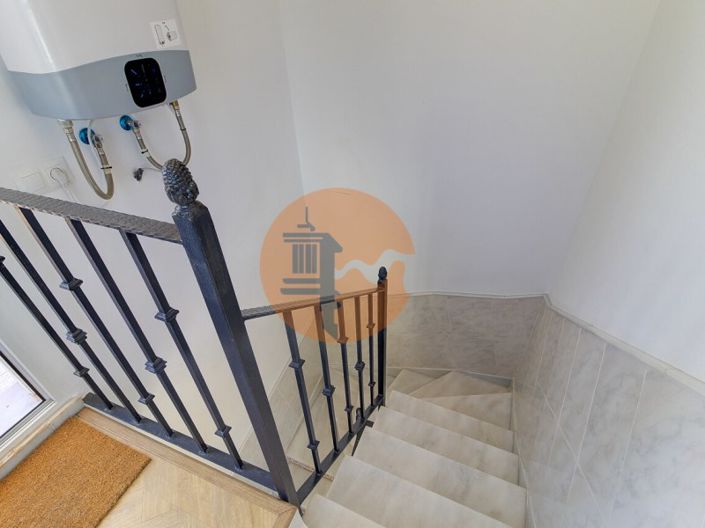 Image No.13-3 Bed House for sale