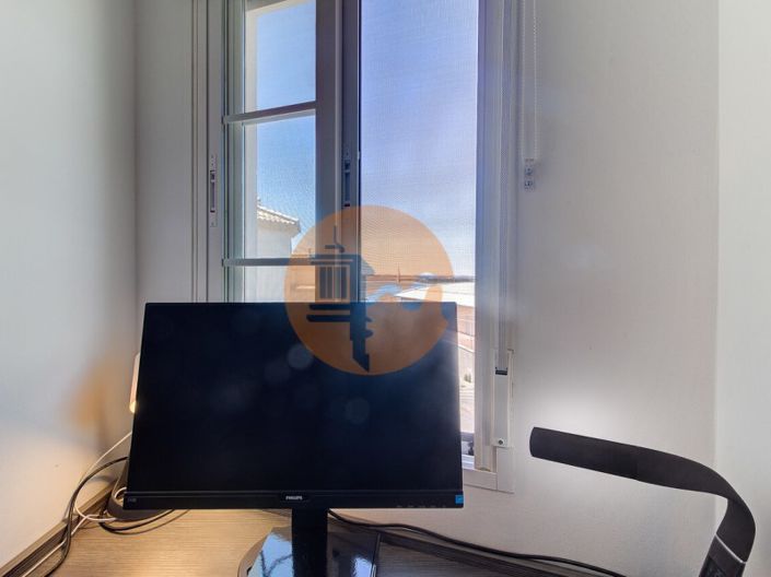 Image No.23-3 Bed House for sale