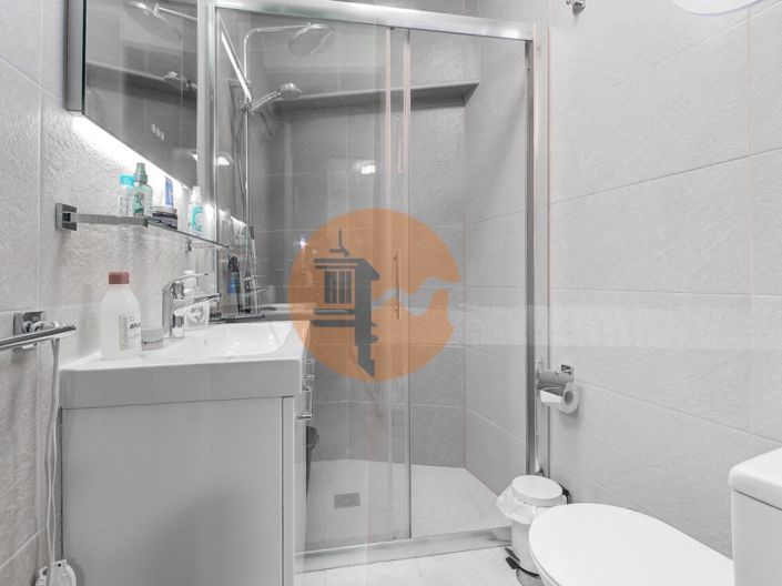 Image No.31-3 Bed House for sale