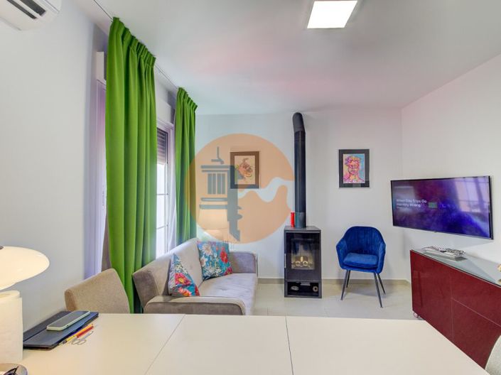 Image No.34-3 Bed House for sale