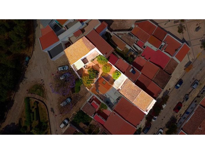 Image No.4-5 Bed House for sale