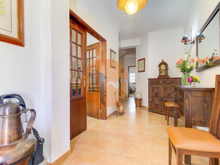 Image No.10-5 Bed House for sale