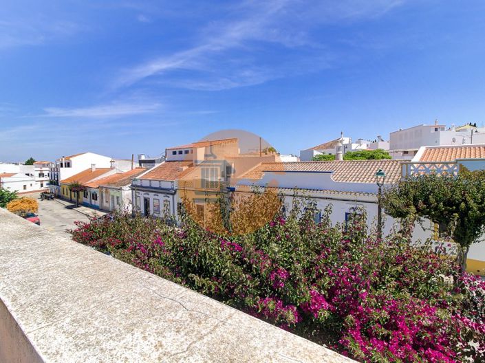 Image No.31-5 Bed House for sale