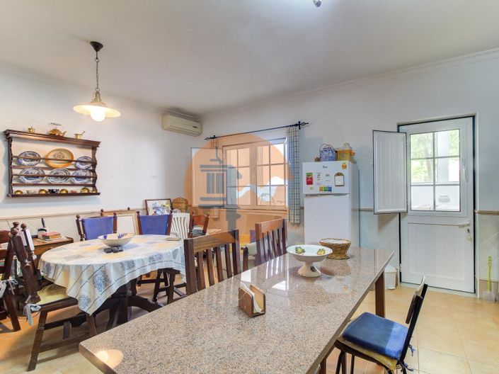 Image No.36-5 Bed House for sale