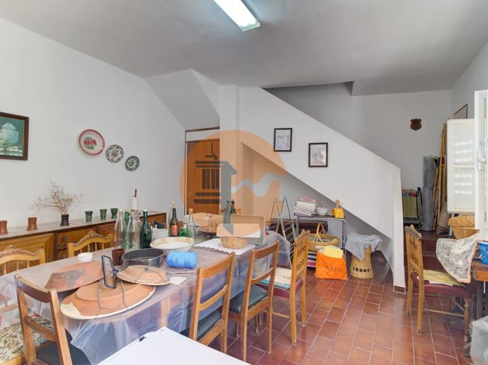 Image No.45-5 Bed House for sale