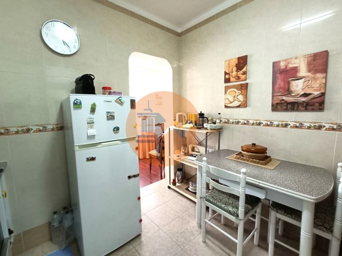 Image No.38-3 Bed Apartment for sale