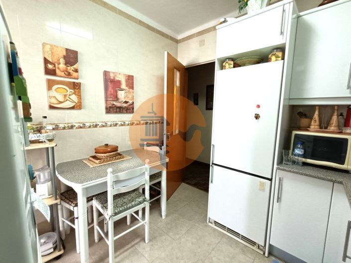Image No.36-3 Bed Apartment for sale