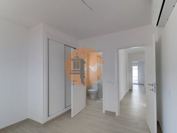 id77129b01-0000-0500-0000-000015ba74db