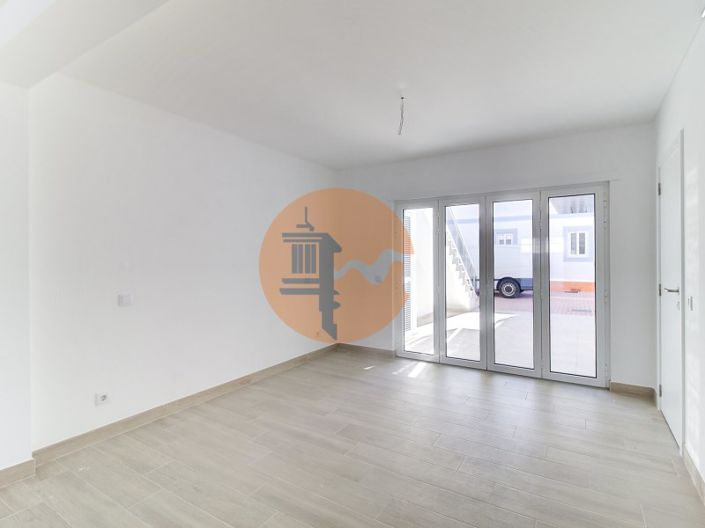 Image No.22-Apartment for sale