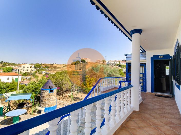 Image No.21-5 Bed House for sale