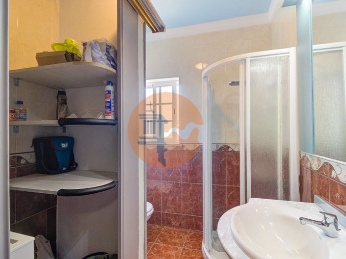 Image No.23-5 Bed House for sale